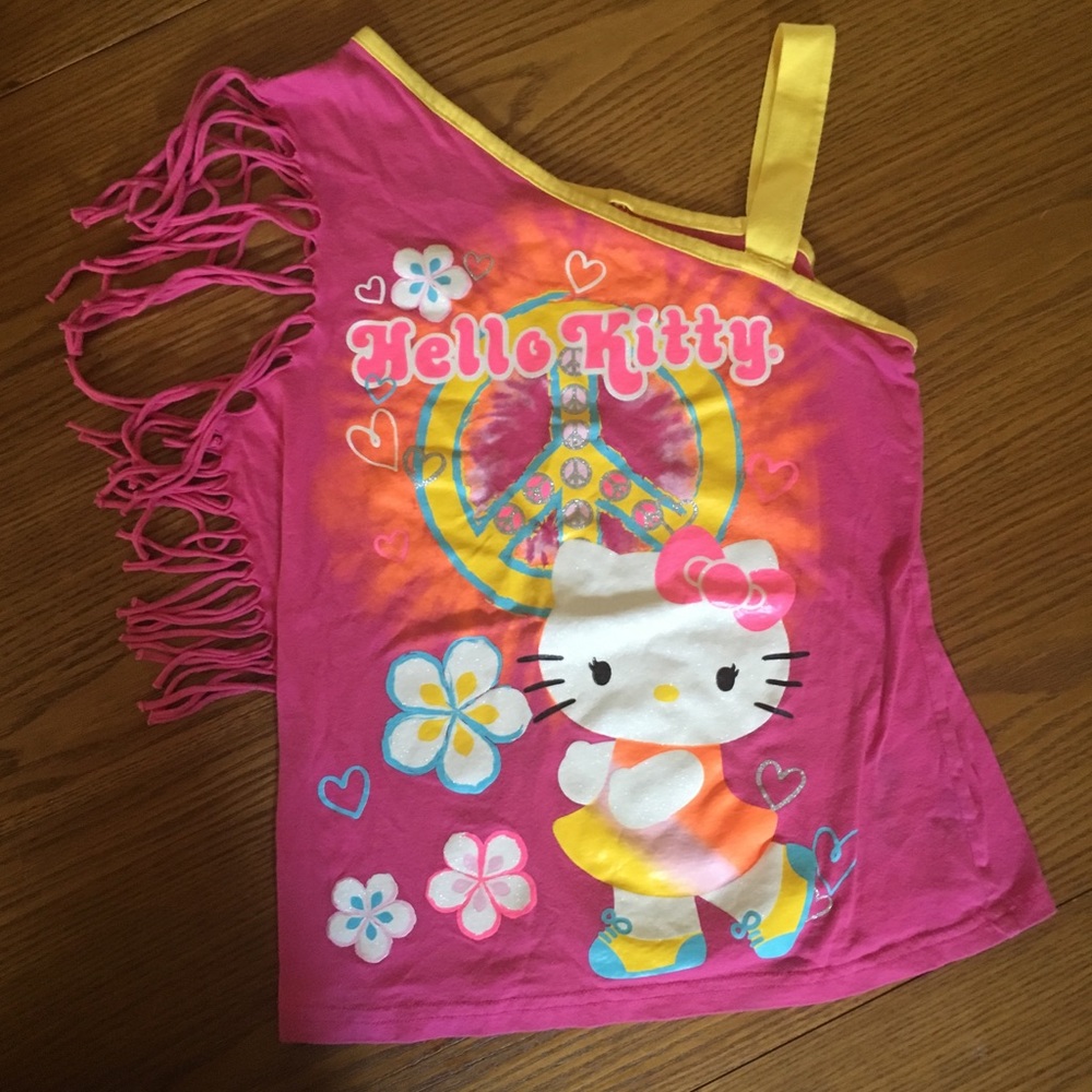 Hello Kitty Shirt Size 7/8 Too cute!
